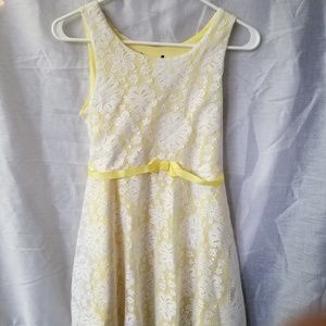 Lace dress 10/12